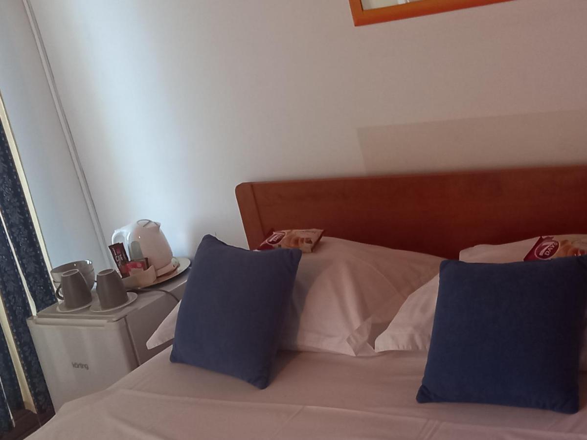 Villa Salyna Bela balcony Ičići Esterno foto
