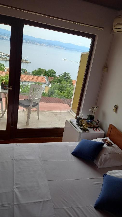 Villa Salyna Bela balcony Ičići Esterno foto