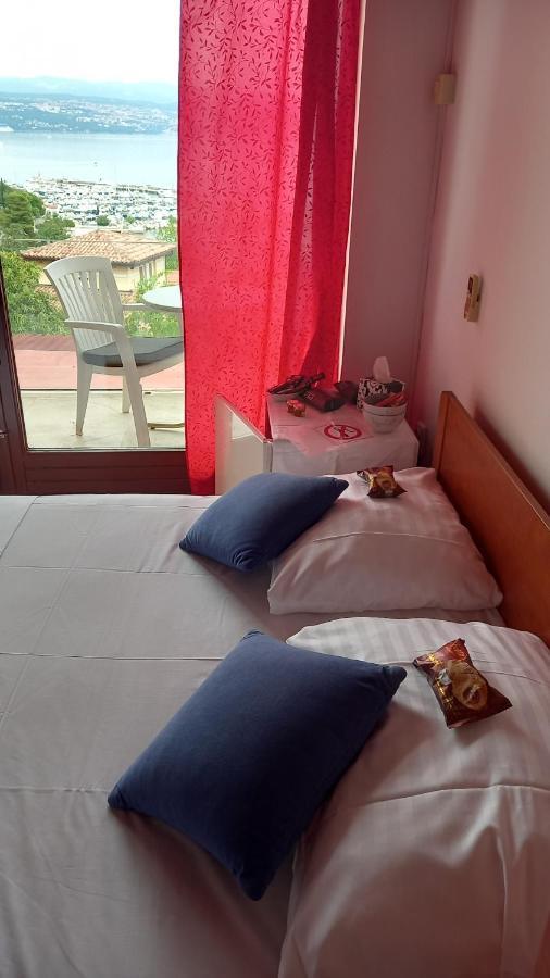 Villa Salyna Bela balcony Ičići Esterno foto