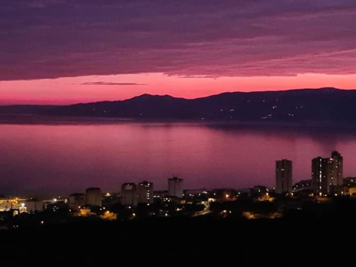 Villa Salyna Bela balcony Ičići Esterno foto