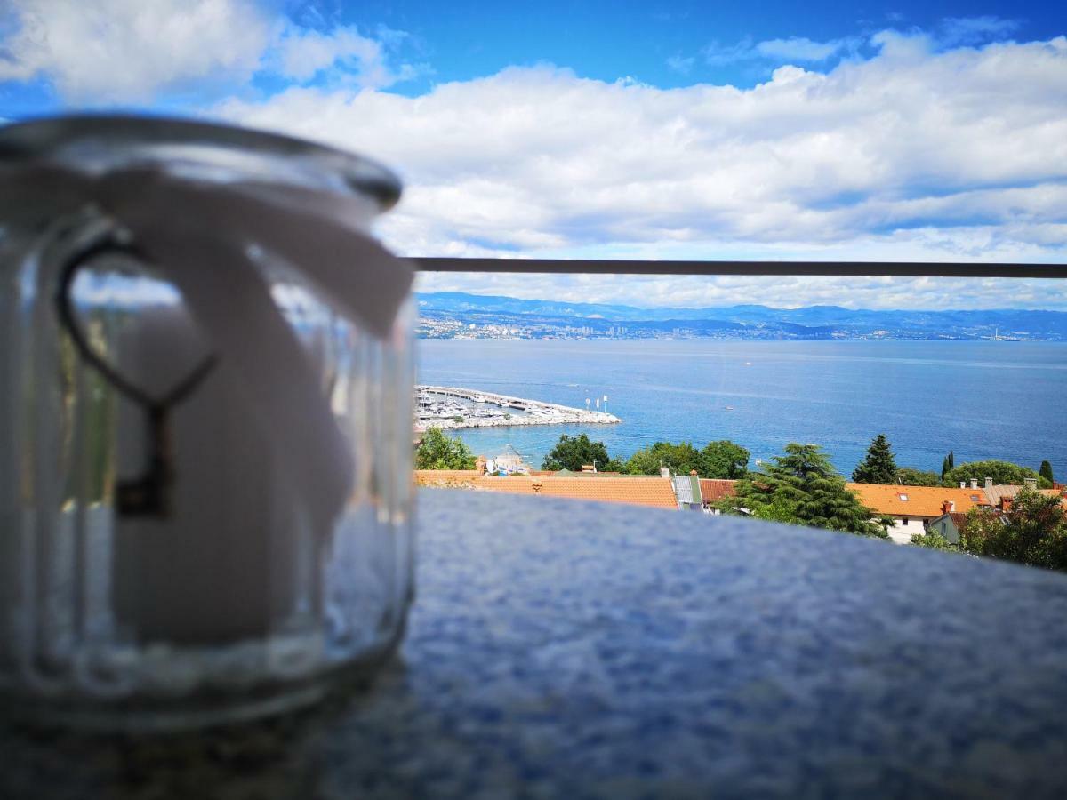 Villa Salyna Bela balcony Ičići Esterno foto